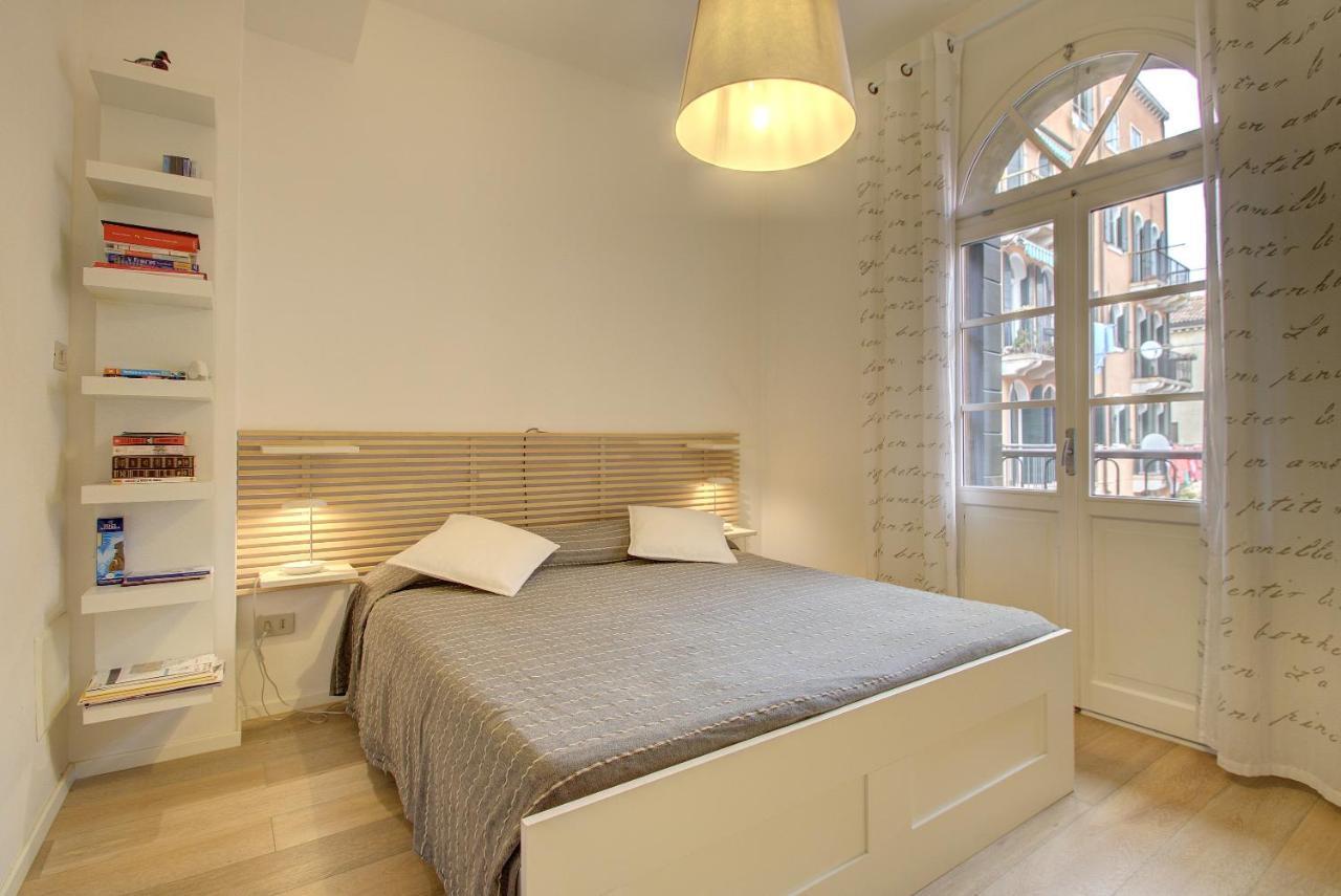 Soave Ghetto Apartment Venesia Bagian luar foto
